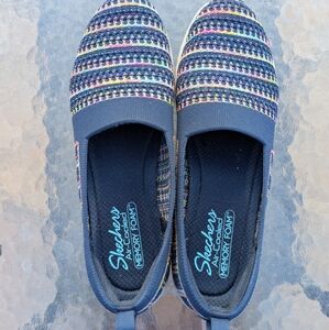 Skechers size 9.5 Be-Cool Sherbet Skies, multi navy slip on casual